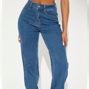 Fashion Nova Straight Leg Jeans ( NEW!!)